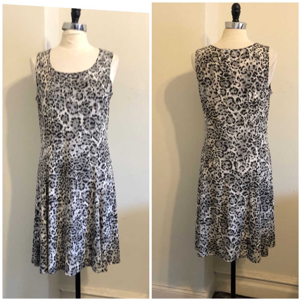 Chico’s Easy Wear gray leopard swing dress 40”long